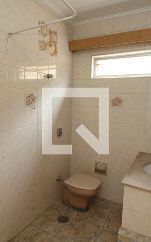 Casa à venda com 150m², 2 quartos e 2 vagasBanheiro