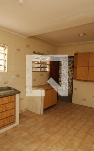 Casa à venda com 150m², 2 quartos e 2 vagasCozinha