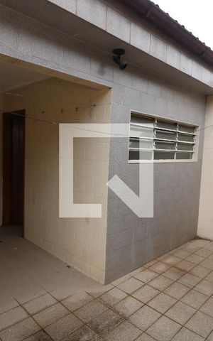Casa à venda com 150m², 2 quartos e 2 vagasÁrea de Serviço