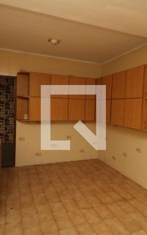 Casa à venda com 150m², 2 quartos e 2 vagasCozinha