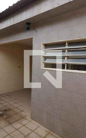 Casa à venda com 150m², 2 quartos e 2 vagasÁrea de Serviço