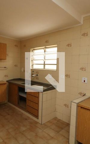 Casa à venda com 150m², 2 quartos e 2 vagasCozinha