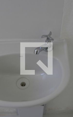 Apartamento à venda com 45m², 2 quartos e sem vagaBanheiro
