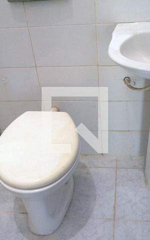 Casa para alugar com 1m², 3 quartos e 4 vagasBanheiro casa 2