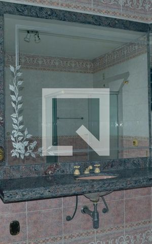 Casa para alugar com 1m², 3 quartos e 4 vagasBanheiro suíte