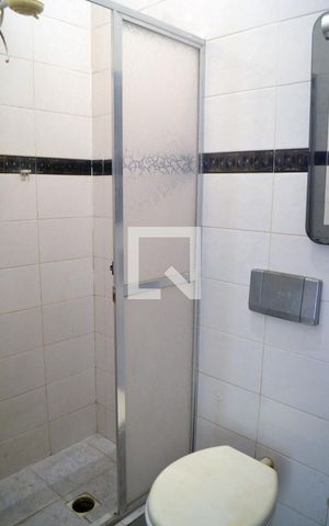 Casa para alugar com 1m², 3 quartos e 4 vagasBanheiro casa 2