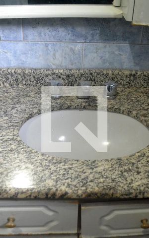 Casa para alugar com 1m², 3 quartos e 4 vagasBanheiro 1