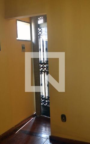 Casa para alugar com 1m², 3 quartos e 4 vagasSuíte