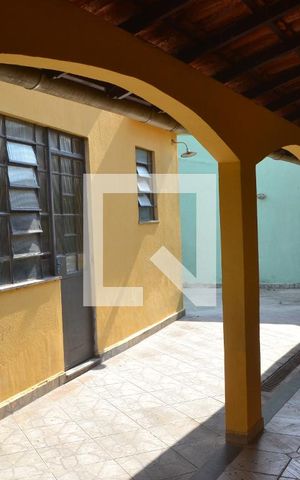 Casa para alugar com 1m², 3 quartos e 4 vagasCasa 2
