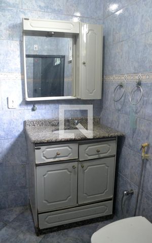 Casa para alugar com 1m², 3 quartos e 4 vagasBanheiro 1
