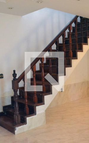 Casa para alugar com 1m², 3 quartos e 4 vagasSala casa 2