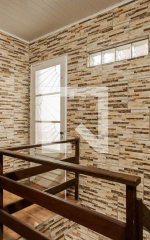 Casa à venda com 240m², 2 quartos e 1 vaga Casa à venda com 240m², 2 quartos e 1 vagaCorredor