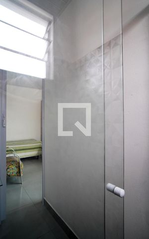Casa para alugar com 25m², 1 quarto e sem vagaBanheiro