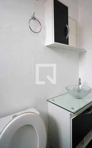 Casa para alugar com 25m², 1 quarto e sem vagaBanheiro