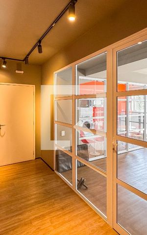 Studio à venda com 31m², 1 quarto e sem vaga Studio à venda com 31m², 1 quarto e sem vagaAcademia