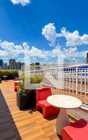 Studio à venda com 31m², 1 quarto e sem vaga Studio à venda com 31m², 1 quarto e sem vagaPiscina