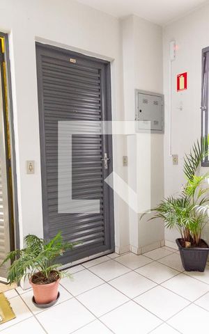 Apartamento à venda com 52m², 2 quartos e 1 vaga Apartamento à venda com 52m², 2 quartos e 1 vagaEntrada