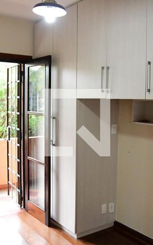 Casa de condomínio para alugar com 800m², 4 quartos e 3 vagasSuíte 1