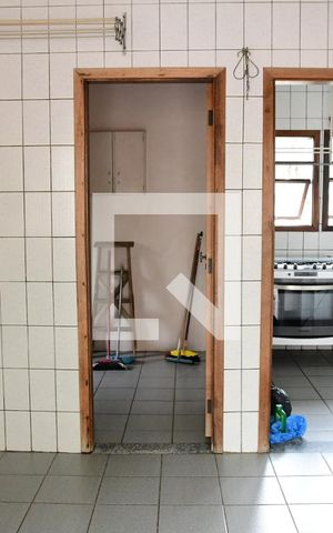 Casa de condomínio para alugar com 800m², 4 quartos e 3 vagasÁrea de Serviço