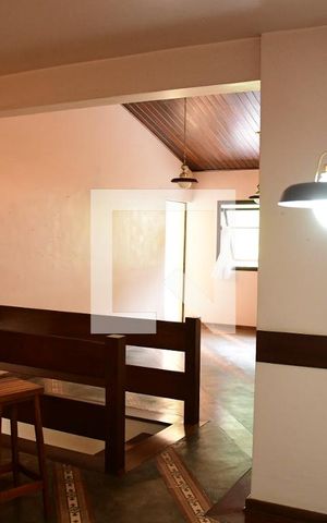 Casa de condomínio para alugar com 800m², 4 quartos e 3 vagascopa