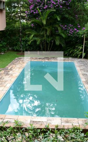 Casa de condomínio para alugar com 800m², 4 quartos e 3 vagasPiscina
