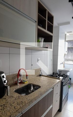 Apartamento à venda com 74m², 3 quartos e 1 vaga Apartamento à venda com 74m², 3 quartos e 1 vagaCozinha e Área de Serviço