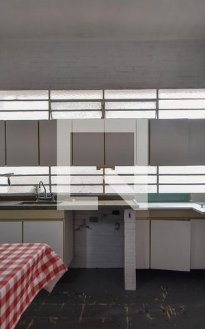 Casa à venda com 165m², 4 quartos e 2 vagasCozinha