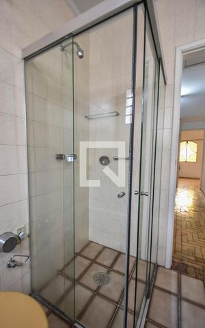 Casa à venda com 165m², 4 quartos e 2 vagasBanheiro 02