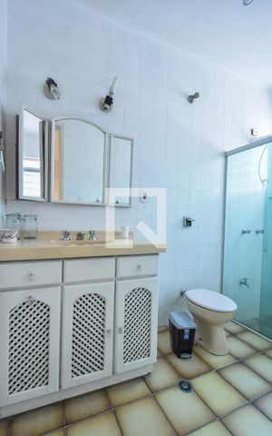 Casa à venda com 165m², 4 quartos e 2 vagasBanheiro Suíte 01
