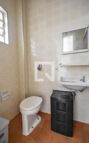 Casa à venda com 165m², 4 quartos e 2 vagasBanheiro de Serviços 