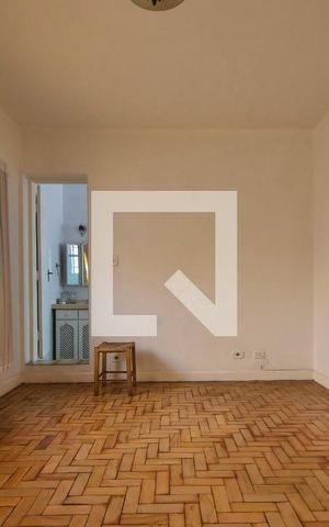 Casa à venda com 165m², 4 quartos e 2 vagasSuíte 01