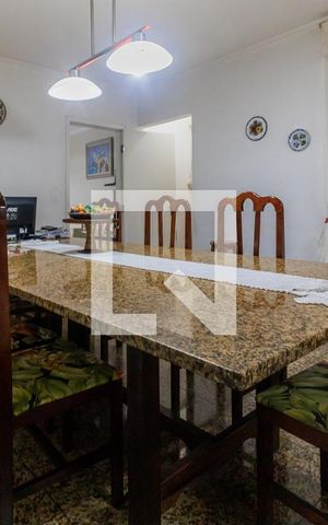 Casa à venda com 240m², 5 quartos e 5 vagasSala de Jantar