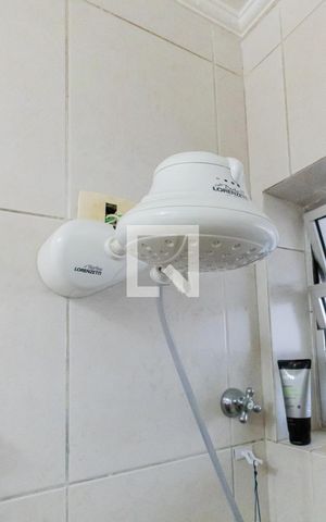 Casa à venda com 240m², 5 quartos e 5 vagasBanheiro da Suíte 1
