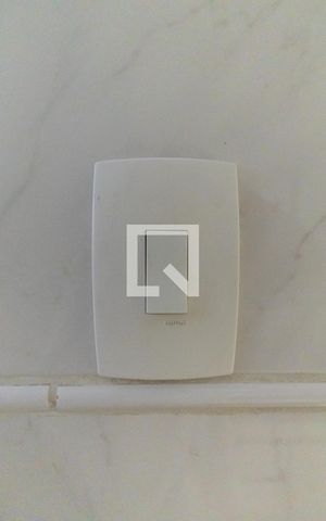 Casa à venda com 240m², 5 quartos e 5 vagasBanheiro 1