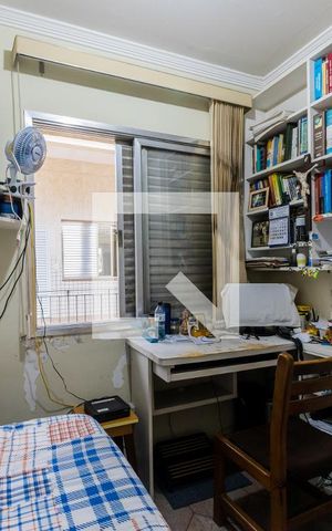 Casa à venda com 240m², 5 quartos e 5 vagasQuarto 3