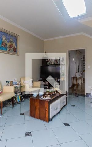Casa à venda com 240m², 5 quartos e 5 vagasSala