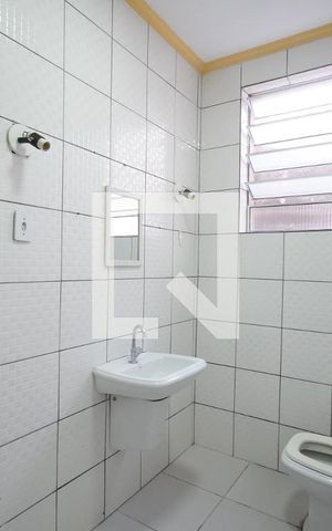 Casa à venda com 130m², 3 quartos e sem vagaBanheiro