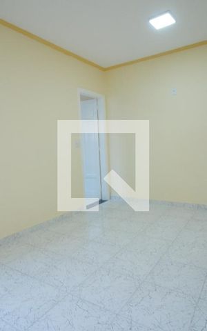 Casa à venda com 130m², 3 quartos e sem vagaSala