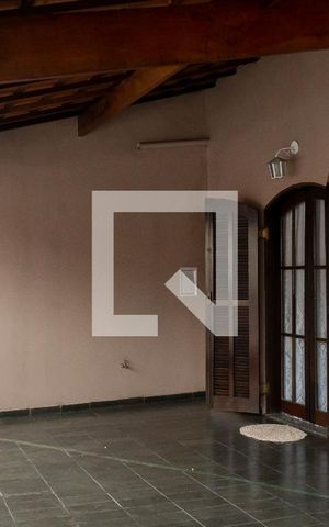 Casa à venda com 270m², 3 quartos e 3 vagasVaranda da Suíte e Quarto 2