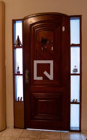 Casa à venda com 270m², 3 quartos e 3 vagasSala 1