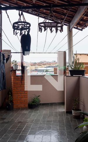 Casa à venda com 270m², 3 quartos e 3 vagasÁrea de Serviço 