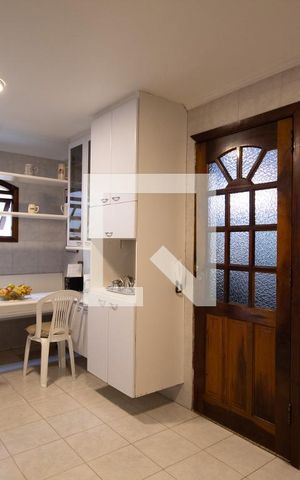 Casa à venda com 180m², 4 quartos e 4 vagasCozinha