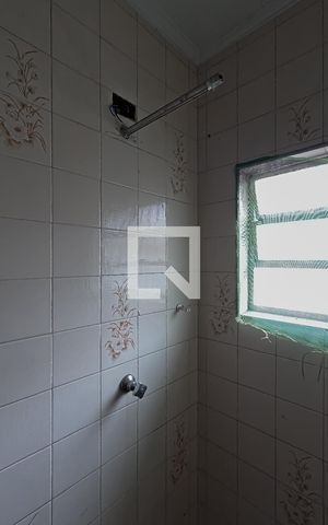 Casa à venda com 110m², 3 quartos e 1 vaga Casa à venda com 110m², 3 quartos e 1 vagaBanheiro da Suíte