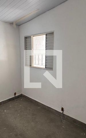 Casa à venda com 468m², 4 quartos e 8 vagas Casa à venda com 468m², 4 quartos e 8 vagasQuarto 1 Casa 2