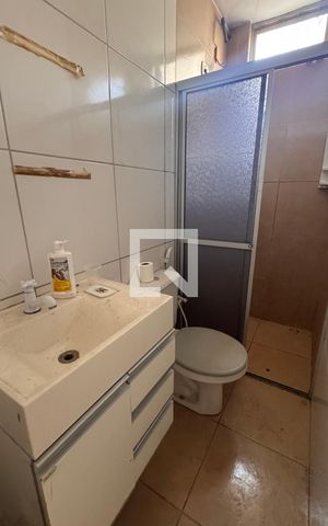 Casa à venda com 468m², 4 quartos e 8 vagas Casa à venda com 468m², 4 quartos e 8 vagasBanheiro Casa 2