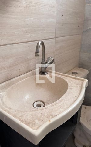 Casa à venda com 468m², 4 quartos e 8 vagas Casa à venda com 468m², 4 quartos e 8 vagasBanheiro Casa 1