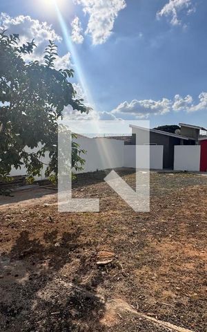 Casa à venda com 468m², 4 quartos e 8 vagas Casa à venda com 468m², 4 quartos e 8 vagasQuintal
