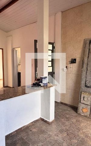 Casa à venda com 468m², 4 quartos e 8 vagas Casa à venda com 468m², 4 quartos e 8 vagasCozinha Casa 1