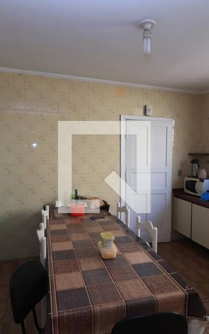 Casa à venda com 240m², 3 quartos e 4 vagasCozinha