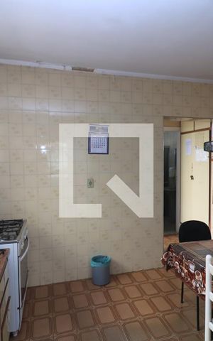 Casa à venda com 240m², 3 quartos e 4 vagasCozinha